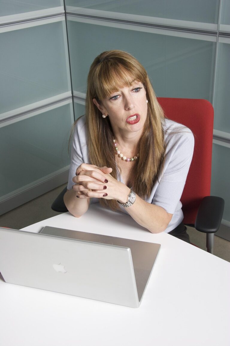 marketing, woman, undertake, business, office, dialogue, negotiation, portrait, dialogue, negotiation, negotiation, negotiation, negotiation, negotiation